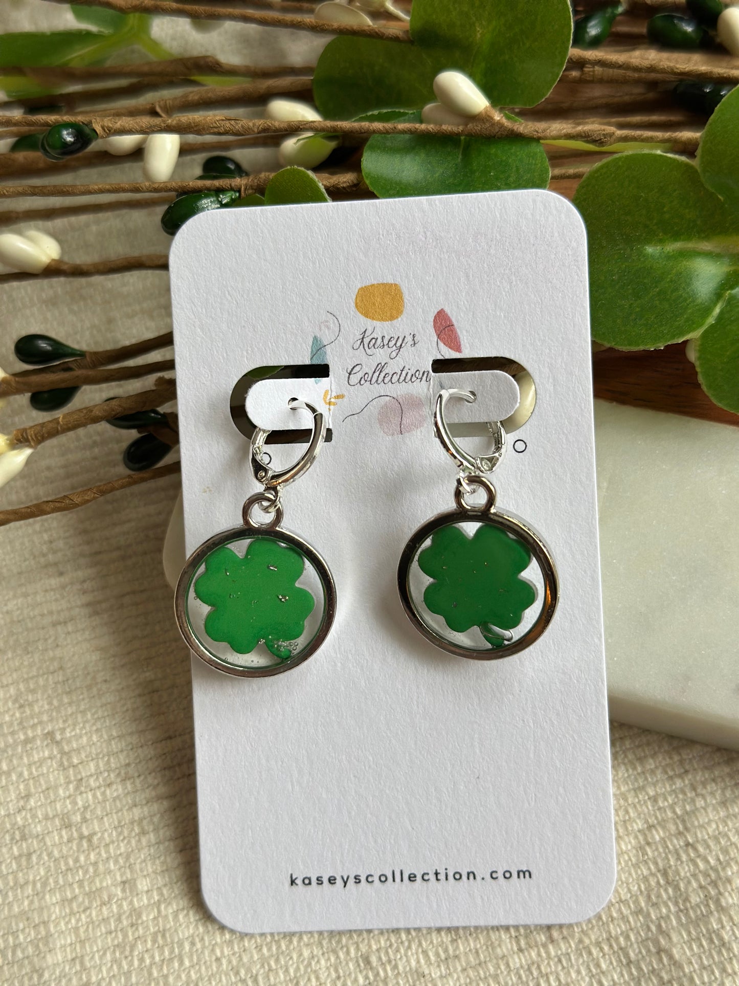 Clover Sticker Huggies