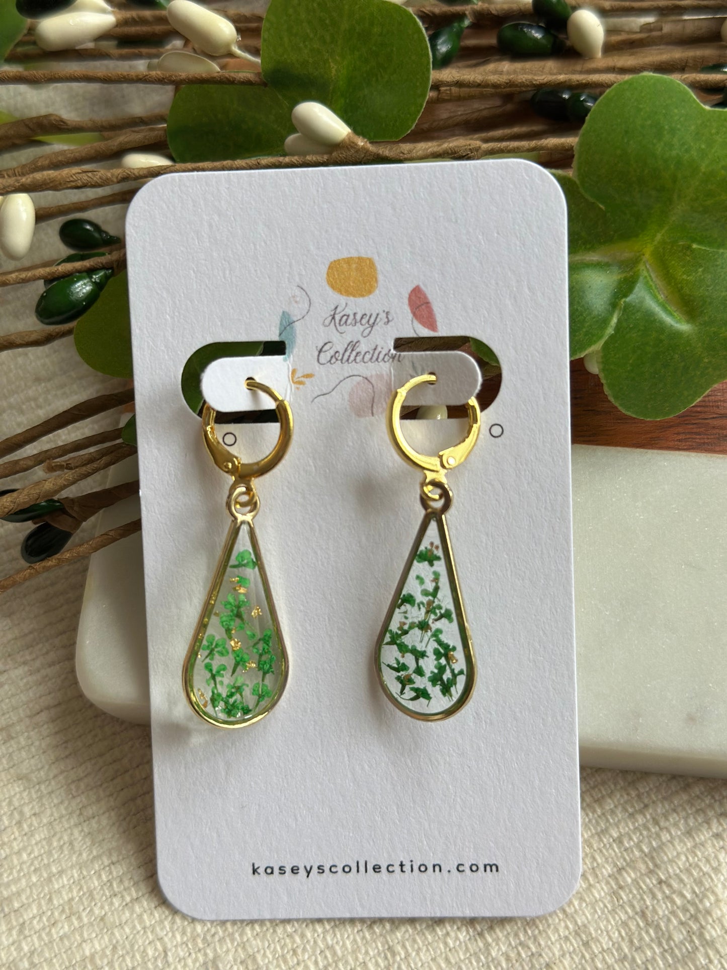 Queen Anne’s Gold Teardrops