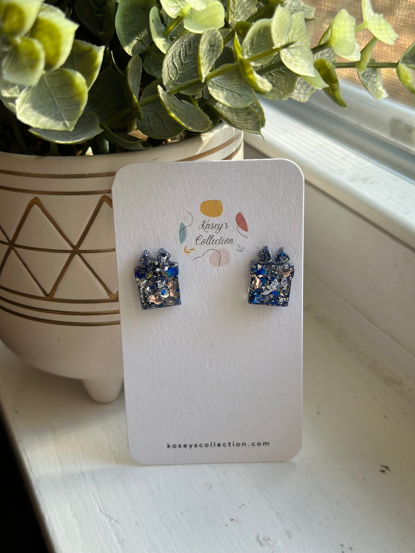 Gift Box Studs